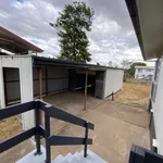 Rent 3 bedroom house of 797 m² in Moranbah