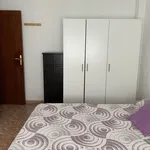 Rent a room of 70 m² in Madrid