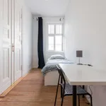 Rent a room of 104 m² in berlin