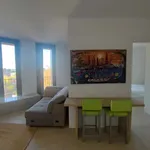 Rent 4 bedroom apartment of 80 m² in Milan