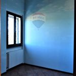 Rent 4 bedroom house of 85 m² in Pavia