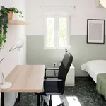 Rent a room in granada