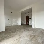 Rent 2 bedroom apartment of 73 m² in Galbiate