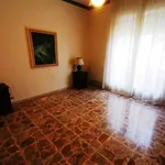 Rent 6 bedroom apartment of 180 m² in Siracusa