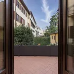 Rent 2 bedroom apartment of 130 m² in florence