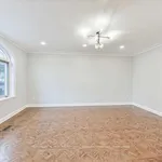 Appartement de 3401 m² avec 3 chambre(s) en location à Toronto (Oakwood Village)