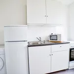 Rent 3 bedroom apartment in Dusseldorf