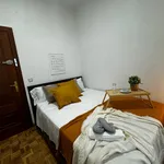 Rent 4 bedroom house in Madrid