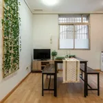 Rent a room of 120 m² in madrid