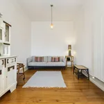 Rent 2 bedroom apartment of 105 m² in Lisbon