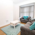 Rent 4 bedroom house in Leeds