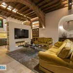 Rent 2 bedroom apartment of 95 m² in Florence