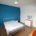 Rent 4 bedroom house in North East England