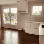 Rent 5 bedroom apartment in Saint-Jean-sur-Richelieu