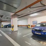 Pronajměte si 2 ložnic/e byt o rozloze 58 m² v Prague