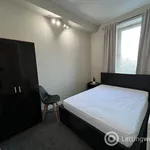 Rent 2 bedroom flat in Aberdeen