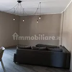 Affitto 5 camera appartamento di 93 m² in Udine