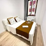 Rent a room of 100 m² in valencia