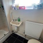 Rent 3 bedroom house in East Midlands