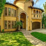 Rent 5 bedroom house of 368 m² in sherman oaks