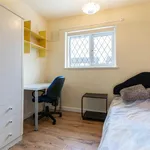 Rent 5 bedroom flat in West Midlands