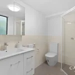 Rent 3 bedroom apartment in Taringa