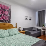 Rent 5 bedroom apartment in Valencia