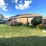 Rent 2 bedroom house of 381 m² in  Wangaratta