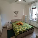 Rent 3 bedroom apartment in Rome