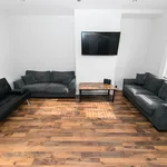 Rent 6 bedroom house in Leeds