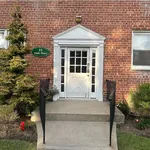 Rent 1 bedroom apartment in Rockville Centre