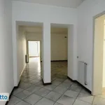 Affitto 6 camera appartamento di 160 m² in Catania