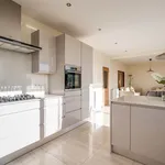 Rent 5 bedroom house in Belfast