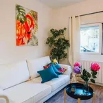 Rent 3 bedroom apartment in Madrid