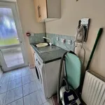 Rent 6 bedroom house in Wales