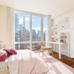 Rent 2 bedroom apartment of 116 m² in New York