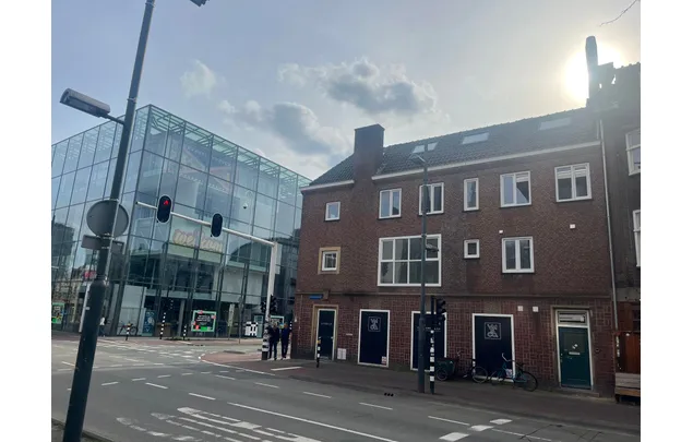 Huur 5 slaapkamer appartement van 145 m² in Binnenstad