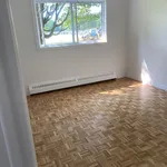 Rent 5 bedroom apartment in Longueuil