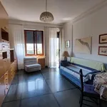 Rent 4 bedroom apartment of 166 m² in genova