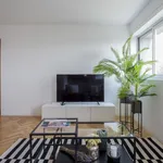 Rent 3 bedroom apartment of 85 m² in Porto