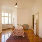 Rent 1 bedroom apartment of 20 m² in Berlin