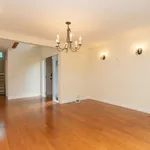 Rent 5 bedroom house of 284 m² in West Vancouver