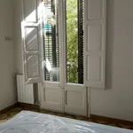 Rent a room of 140 m² in barcelona