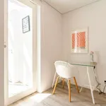 Rent a room in porto