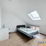 Huur 4 slaapkamer appartement van 145 m² in Charleroi