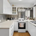 Rent 2 bedroom apartment in Narrabeen