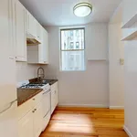 Rent 2 bedroom apartment in Manhattan