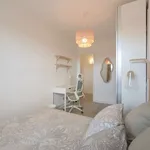 Rent a room in lisbon