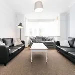 Rent 6 bedroom house in Leeds