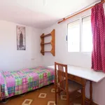 Rent a room of 300 m² in granada